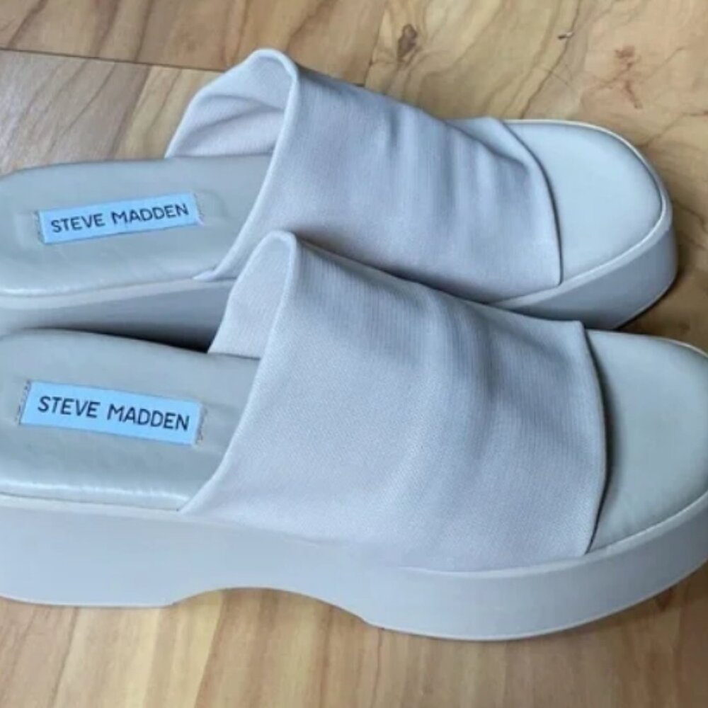 Steve Madden Slinky Slide Sandals - Picture 2 of 4